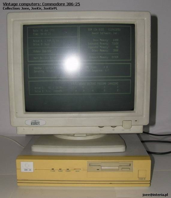 Commodore 386-25 - 09.jpg